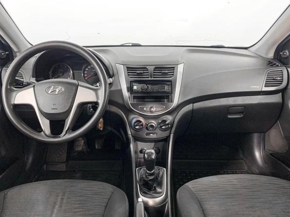 Hyundai Solaris I Рестайлинг с пробегом 2016 года, цена 581 000 рублей, 312801 км, седан, Автокод Объявления