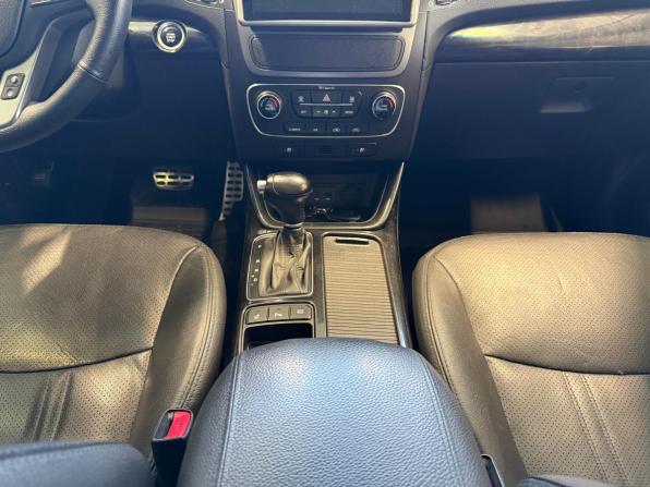 Kia Sorento II Рестайлинг с пробегом 2012 года, цена 1 590 000 рублей, 147000 км, внедорожник, Автокод Объявления