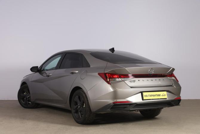 Hyundai Elantra VII (CN7) с пробегом 2021 года, цена 1 999 000 рублей, 77616 км, седан, Автокод Объявления