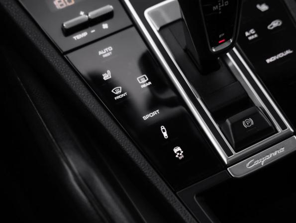 Porsche Cayenne III с пробегом 2018 года, цена 4 749 000 рублей, 191860 км, внедорожник, Автокод Объявления