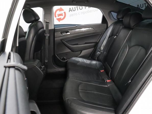 Hyundai Sonata VII (LF) Рестайлинг с пробегом 2019 года, цена 1 730 000 рублей, 125000 км, седан, Автокод Объявления