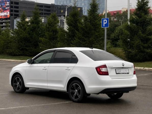 Skoda Rapid I Рестайлинг с пробегом 2018 года, цена 1 350 000 рублей, 106762 км, лифтбек, Автокод Объявления