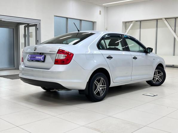 Skoda Rapid I с пробегом 2014 года, цена 615 000 рублей, 241000 км, лифтбек, Автокод Объявления
