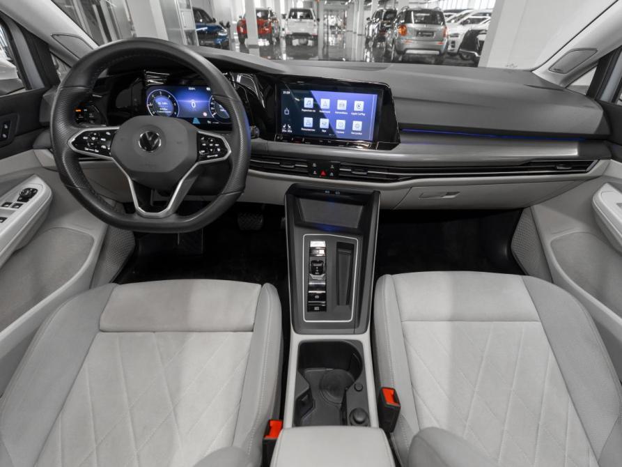 Volkswagen Golf VIII Москва  - изображение 8