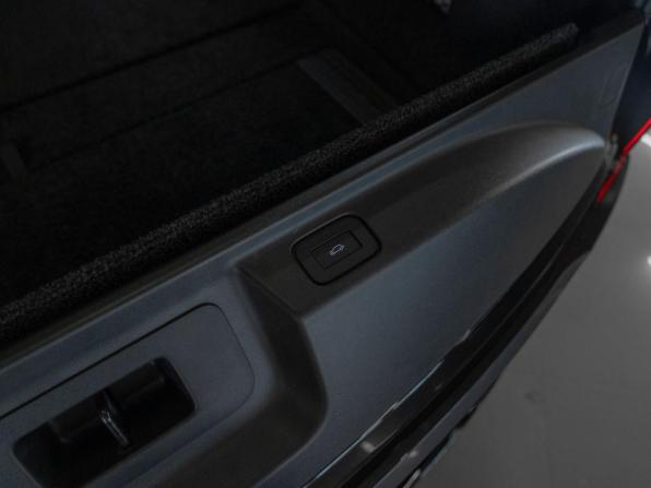 Land Rover Range Rover V с пробегом 2025 года, цена 25 300 000 рублей, 50 км, внедорожник, Автокод Объявления