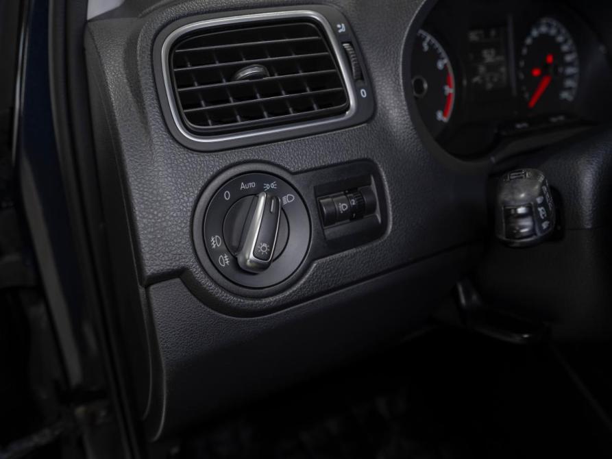 Volkswagen Polo V Рестайлинг Москва  - изображение 18