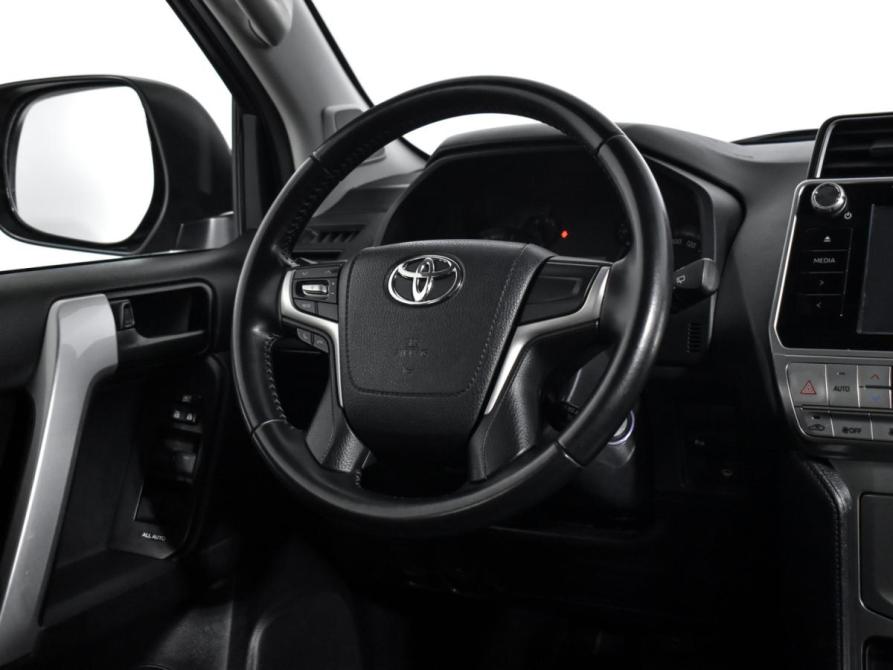 Toyota Land Cruiser Prado 150 Series Рестайлинг 2 Санкт-Петербург  - изображение 16