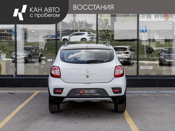 Renault Sandero II Рестайлинг с пробегом 2022 года, цена 1 428 820 рублей, 31100 км, хэтчбек, Автокод Объявления