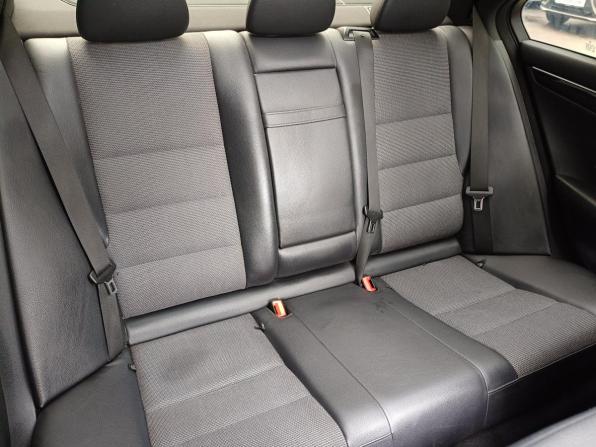 Mercedes-Benz C-Класс III (W204) Рестайлинг с пробегом 2012 года, цена 1 089 000 рублей, 235615 км, седан, Автокод Объявления