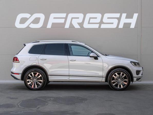 Volkswagen Touareg II Рестайлинг с пробегом 2016 года, цена 2 890 000 рублей, 207301 км, внедорожник, Автокод Объявления