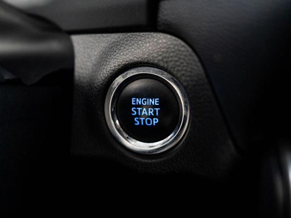 Toyota RAV4 V (XA50) с пробегом 2021 года, цена 3 450 500 рублей, 133897 км, внедорожник, Автокод Объявления
