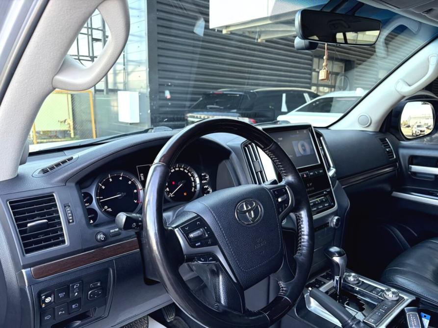 Toyota Land Cruiser 200 Series Рестайлинг 2 Пермь  - изображение 18