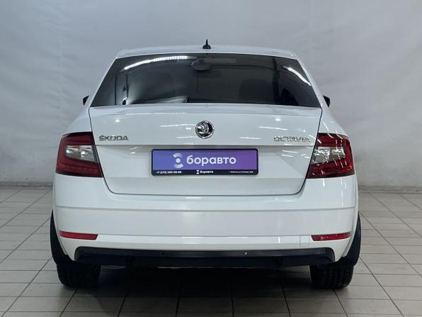Skoda Octavia III (A7) Рестайлинг с пробегом 2017 года, цена 1 630 000 рублей, 176050 км, лифтбек, Автокод Объявления