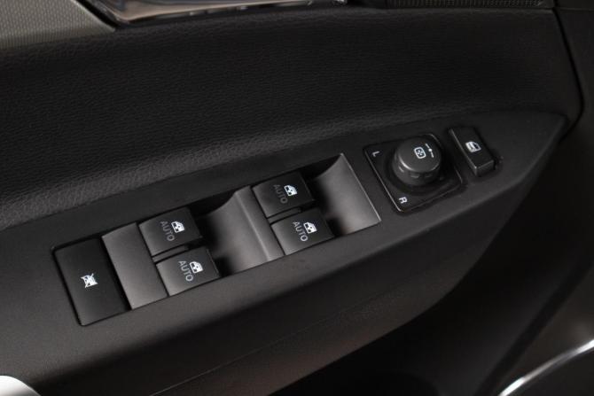 Opel Antara I Рестайлинг с пробегом 2012 года, цена 1 269 000 рублей, 132000 км, внедорожник, Автокод Объявления