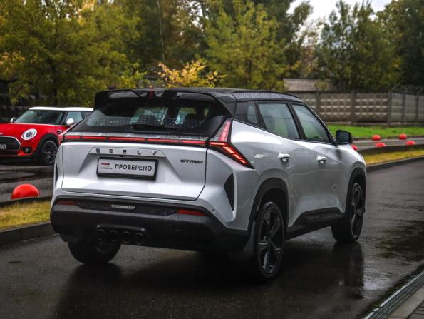 Geely Cityray с пробегом 2024 года, цена 2 649 000 рублей, 2239 км, внедорожник, Автокод Объявления