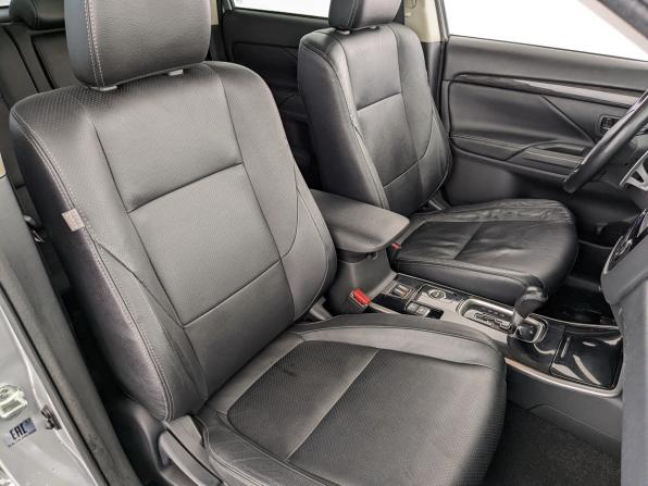 Mitsubishi Outlander III Рестайлинг 2 с пробегом 2017 года, цена 2 150 000 рублей, 113346 км, внедорожник, Автокод Объявления