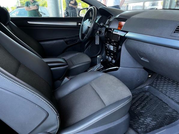 Opel Astra H Рестайлинг с пробегом 2008 года, цена 577 500 рублей, 140309 км, хэтчбек, Автокод Объявления