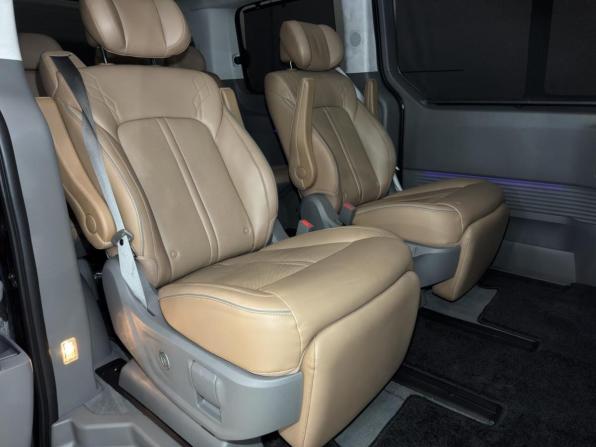 Hyundai Staria I с пробегом 2024 года, цена 6 720 000 рублей, 68813 км, минивэн, Автокод Объявления