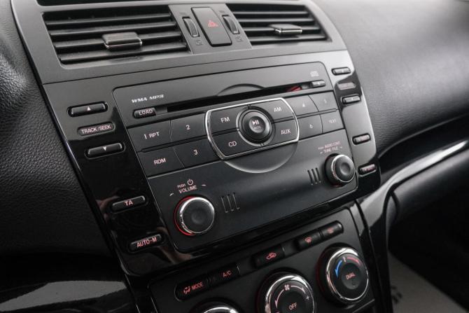 Mazda 6 II (GH) Рестайлинг с пробегом 2011 года, цена 999 000 рублей, 185557 км, седан, Автокод Объявления