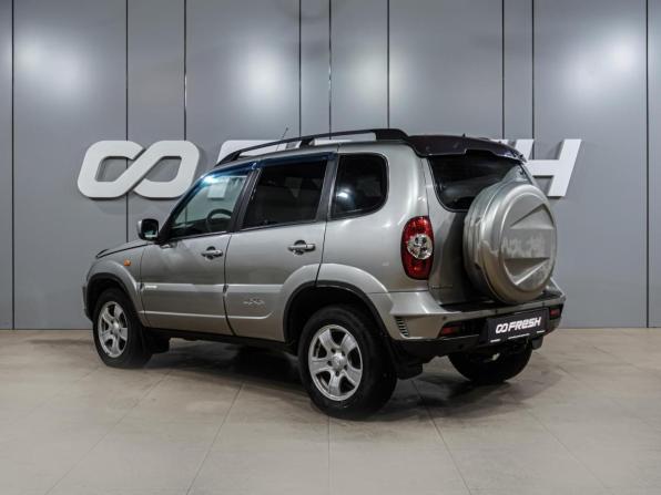 Chevrolet Niva I Рестайлинг с пробегом 2012 года, цена 549 000 рублей, 203915 км, внедорожник, Автокод Объявления