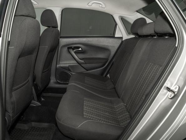 Volkswagen Polo V Рестайлинг с пробегом 2018 года, цена 1 100 000 рублей, 169010 км, седан, Автокод Объявления