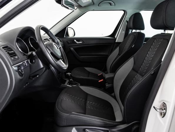 Skoda Yeti I Рестайлинг с пробегом 2015 года, цена 1 099 000 рублей, 170421 км, внедорожник, Автокод Объявления
