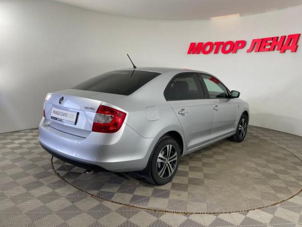 Skoda Rapid I с пробегом 2015 года, цена 989 000 рублей, 139327 км, лифтбек, Автокод Объявления