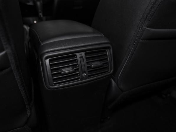 Nissan Qashqai II с пробегом 2016 года, цена 1 495 000 рублей, 140006 км, внедорожник, Автокод Объявления
