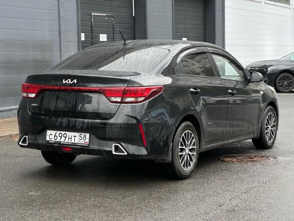 Kia Rio IV Рестайлинг с пробегом 2022 года, цена 1 739 000 рублей, 83685 км, седан, Автокод Объявления
