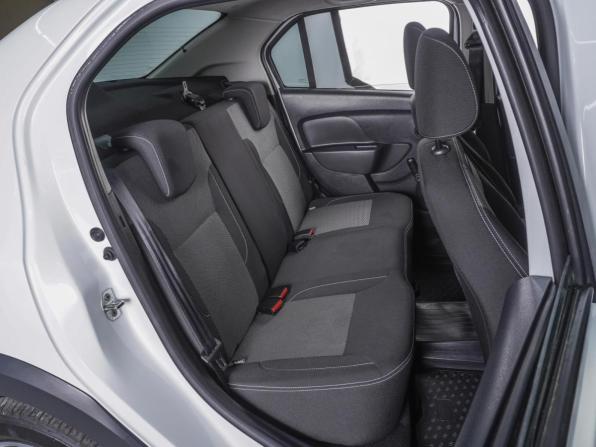 Renault Logan II Рестайлинг с пробегом 2022 года, цена 1 449 000 рублей, 37835 км, седан, Автокод Объявления