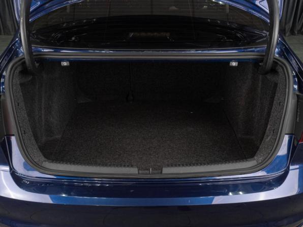 Volkswagen Jetta VI Рестайлинг с пробегом 2016 года, цена 1 239 000 рублей, 101088 км, седан, Автокод Объявления