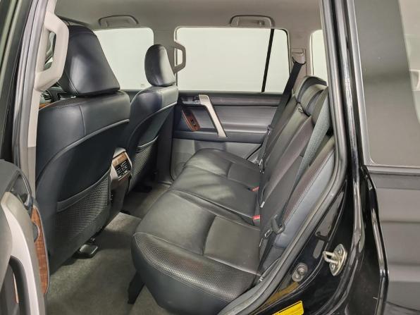 Toyota Land Cruiser Prado 150 Series с пробегом 2013 года, цена 2 875 000 рублей, 223775 км, внедорожник, Автокод Объявления