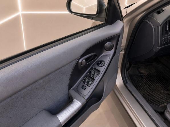Hyundai Elantra III (XD2) Рестайлинг с пробегом 2004 года, цена 299 000 рублей, 363500 км, седан, Автокод Объявления