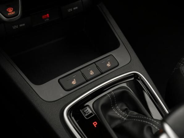 Kia Rio IV Рестайлинг с пробегом 2021 года, цена 1 930 000 рублей, 33466 км, седан, Автокод Объявления