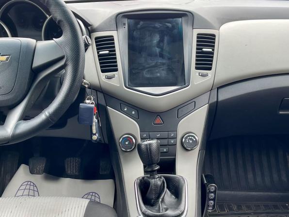 Chevrolet Cruze I с пробегом 2012 года, цена 635 000 рублей, 289025 км, хэтчбек, Автокод Объявления