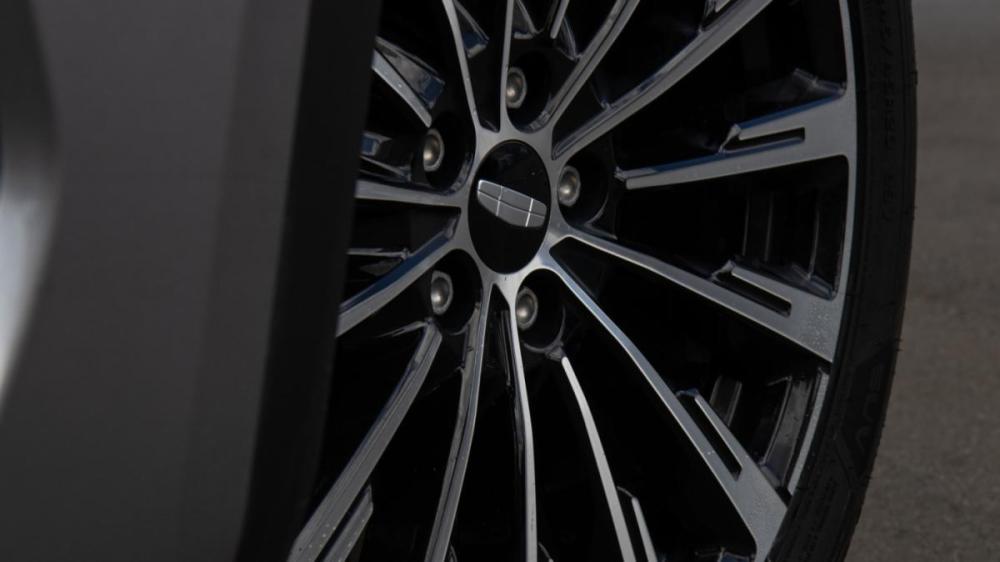 Geely Monjaro I Рестайлинг 2 Москва  - изображение 30