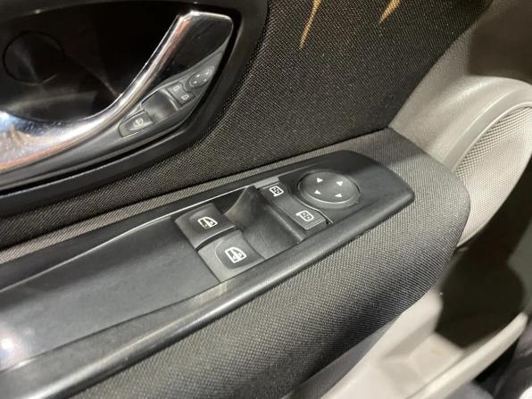 Renault Megane III Рестайлинг с пробегом 2012 года, цена 575 000 рублей, 245678 км, хэтчбек, Автокод Объявления