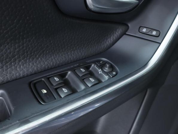 Volvo S60 II с пробегом 2010 года, цена 949 000 рублей, 240000 км, седан, Автокод Объявления