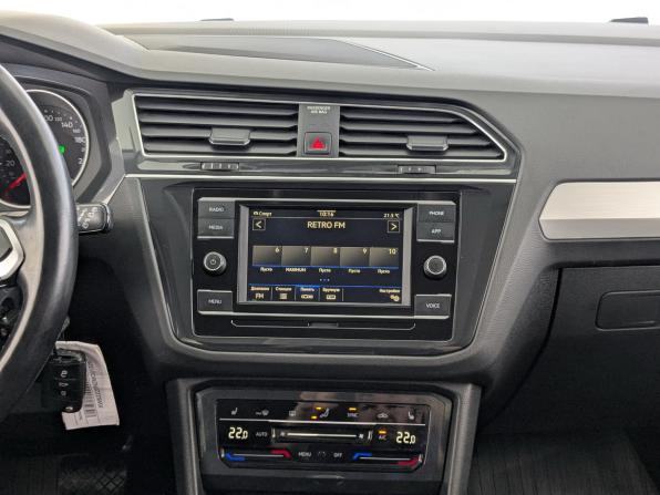 Volkswagen Tiguan II Рестайлинг с пробегом 2021 года, цена 2 700 000 рублей, 65878 км, внедорожник, Автокод Объявления
