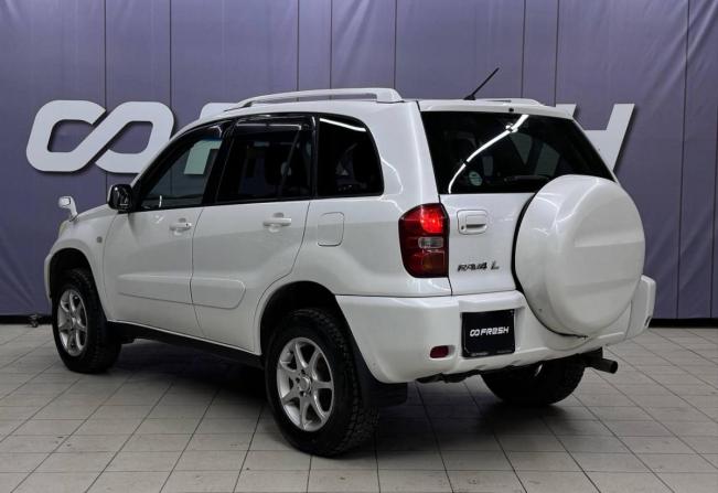 Toyota RAV4 II (XA20) Рестайлинг с пробегом 2004 года, цена 919 000 рублей, 209000 км, внедорожник, Автокод Объявления