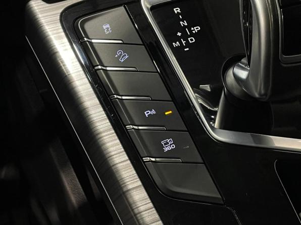 Geely Atlas Pro с пробегом 2023 года, цена 1 899 000 рублей, 68380 км, внедорожник, Автокод Объявления