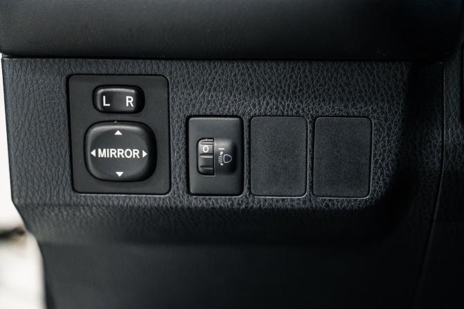 Toyota RAV4 IV (XA40) Рестайлинг с пробегом 2015 года, цена 2 020 000 рублей, 123000 км, внедорожник, Автокод Объявления