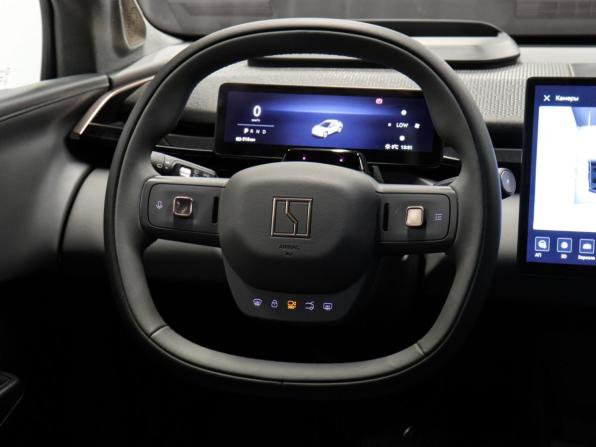 Zeekr X I с пробегом 2023 года, цена 4 219 000 рублей, 41680 км, внедорожник, Автокод Объявления