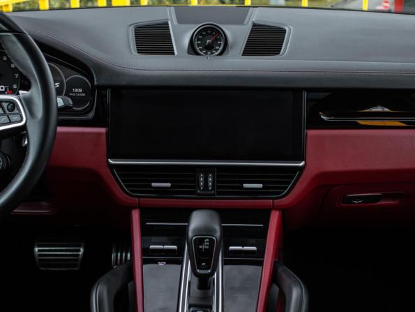 Porsche Cayenne III с пробегом 2019 года, цена 8 190 000 рублей, 60000 км, внедорожник, Автокод Объявления
