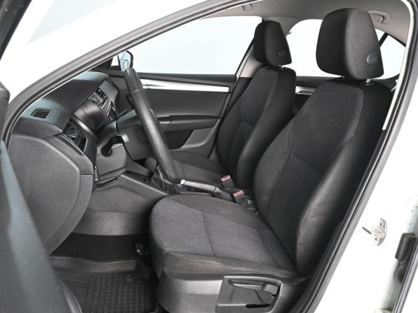 Skoda Octavia III (A7) с пробегом 2015 года, цена 859 000 рублей, 195144 км, лифтбек, Автокод Объявления