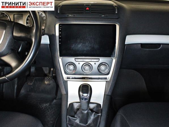 Skoda Octavia II (A5) Рестайлинг с пробегом 2011 года, цена 797 000 рублей, 261399 км, лифтбек, Автокод Объявления