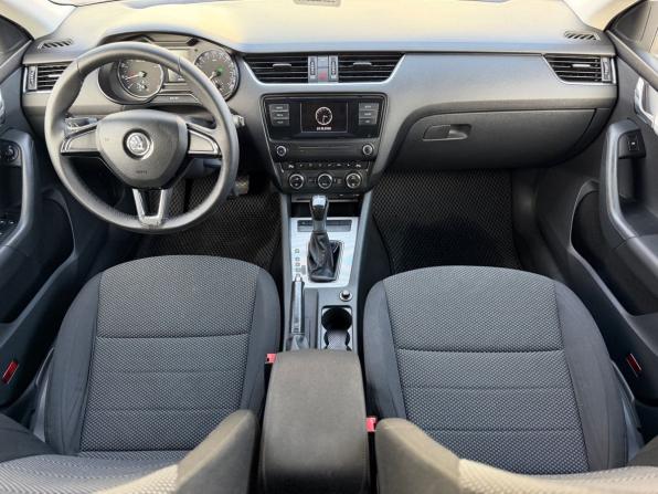 Skoda Octavia III (A7) с пробегом 2015 года, цена 1 390 000 рублей, 209692 км, лифтбек, Автокод Объявления