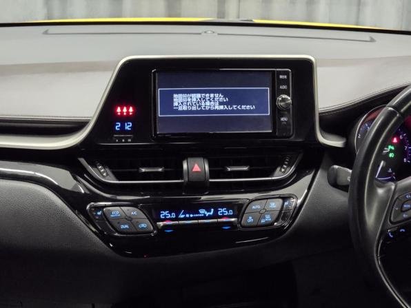 Toyota C-HR I с пробегом 2017 года, цена 2 100 000 рублей, 57000 км, внедорожник, Автокод Объявления