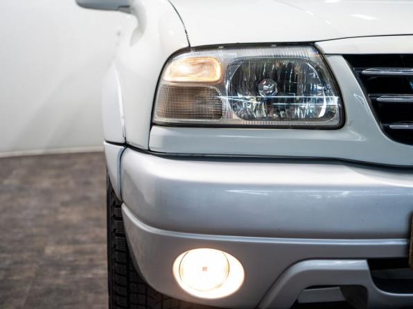 Suzuki Escudo II с пробегом 2003 года, цена 845 000 рублей, 310320 км, внедорожник, Автокод Объявления