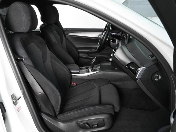 BMW 5 серии VII (G30/G31/G38) с пробегом 2019 года, цена 3 600 000 рублей, 127853 км, седан, Автокод Объявления